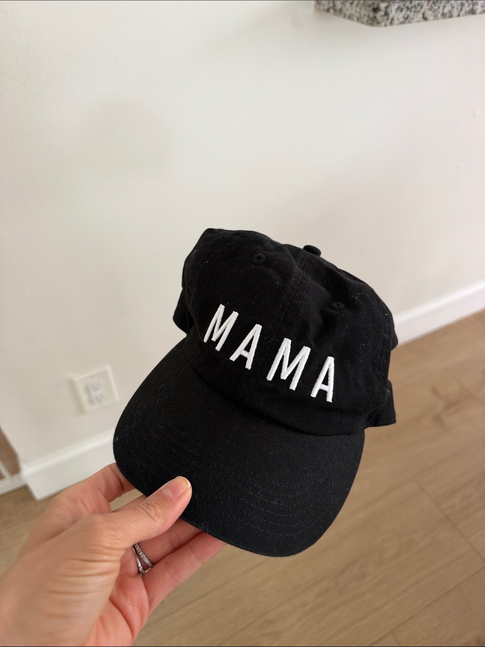 MAMA Embroidered Black Baseball Cap